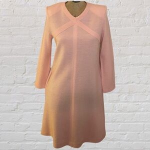 VINTAGE Pink Wool Blend Long Sleeve Full Skirt Knee Length V-neck Dress
